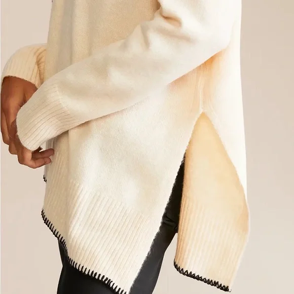 BKE Buckle NWOT Cream Asymmetric Stitch-Trim Sweater large - Picture 4 of 11